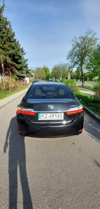 Toyota Corolla cena 58800 przebieg: 133500, rok produkcji 2016 z Rzeszów małe 106